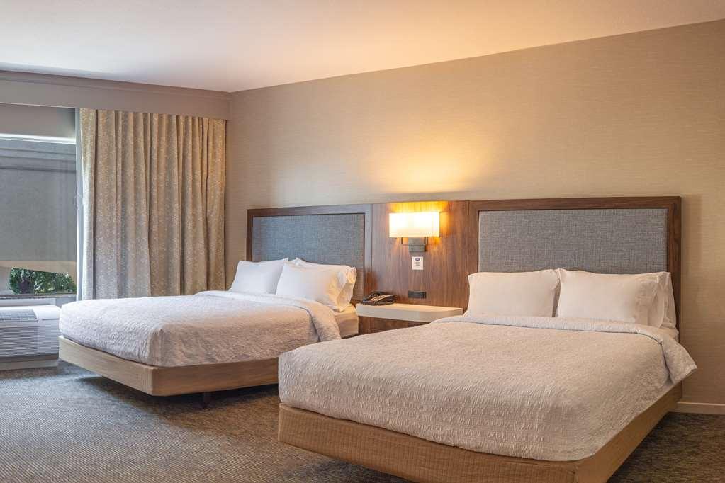 Hampton Inn & Suites Boerne Rum bild