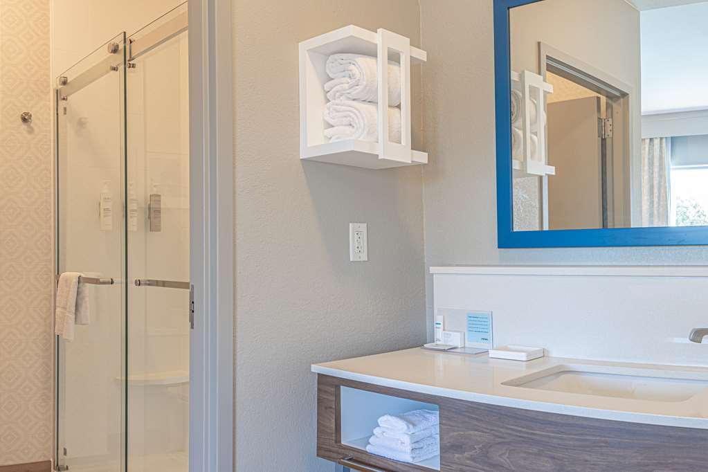 Hampton Inn & Suites Boerne Rum bild